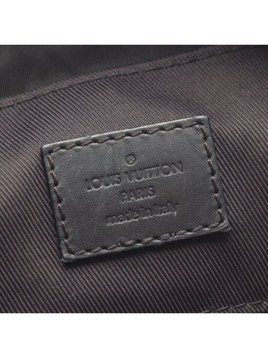 Louis Vuitton Backpack Discovery Noir Leather main image 13